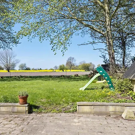 Holiday home 5 Bedroom Beautiful In